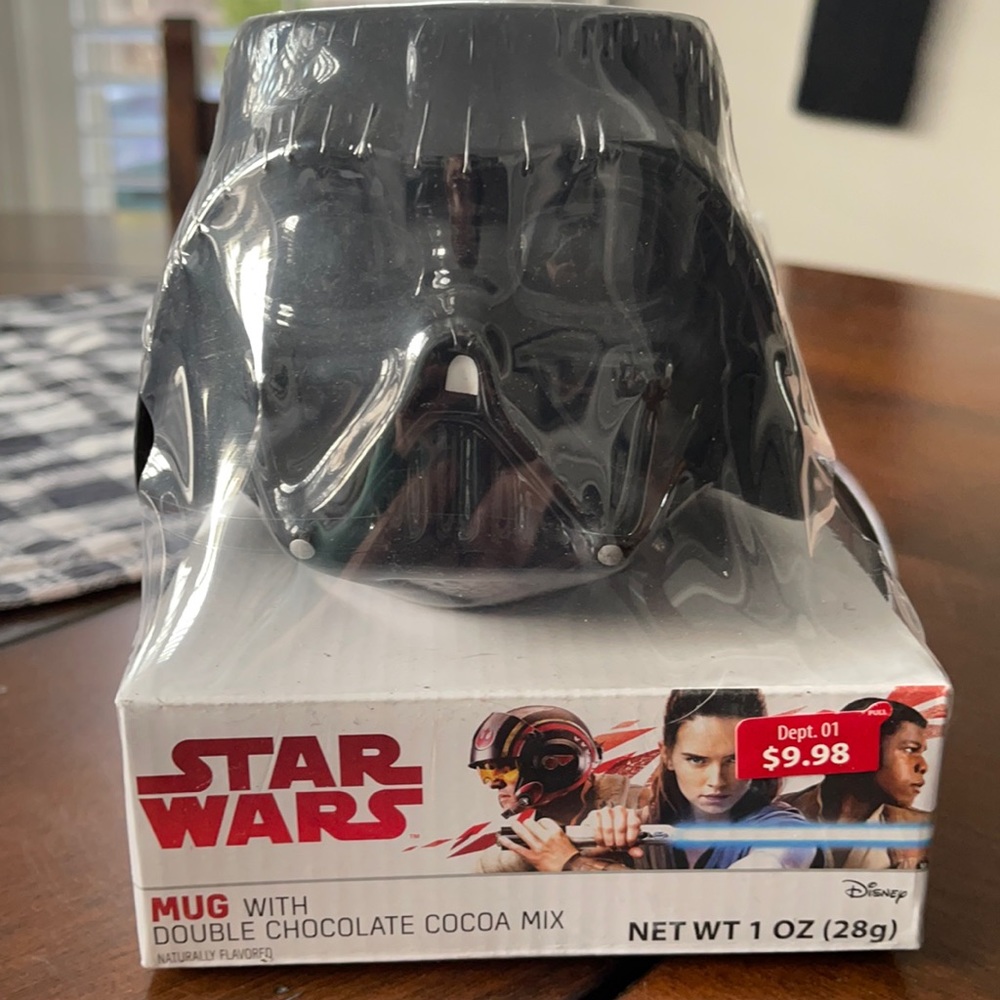 Star Wars mug.